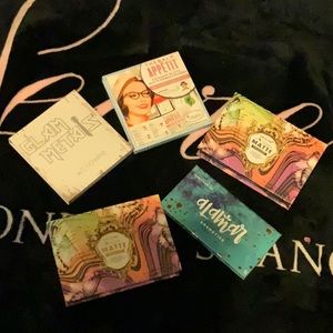 Makeup palettes bundle